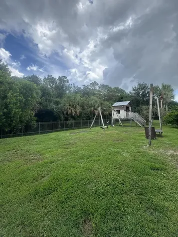 6090 46 Lane Vero Beach FL 32967