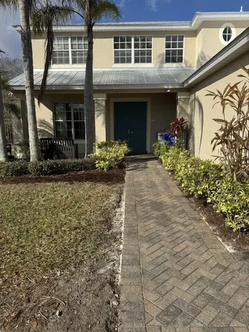 6090 46 Lane Vero Beach FL 32967