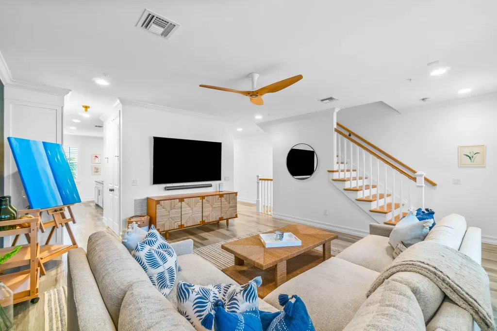 308 W Cannery Row Circle Delray Beach FL 33444