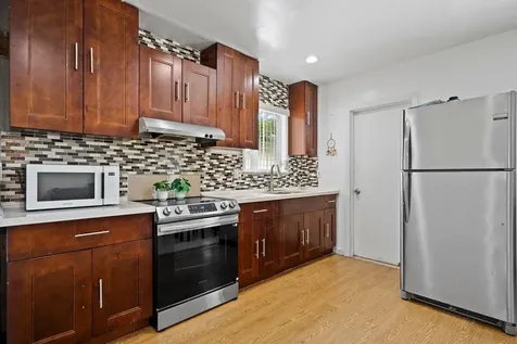 313 Sw 7th Street Hallandale Beach FL 33009
