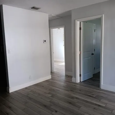 4961 SW 28th Terrace Dania Beach FL 33004