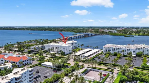 2860 S Ocean Boulevard Palm Beach FL 33480