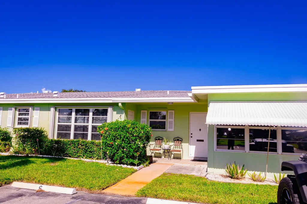 3240 Ridge Hill Road Boynton Beach FL 33435