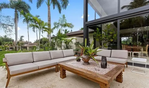 15 18 Casa De Campo DR 22000