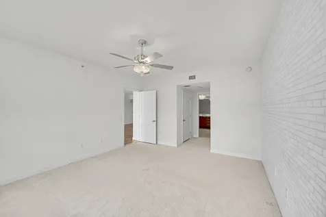 2640 Lake Shore Drive Riviera Beach FL 33404