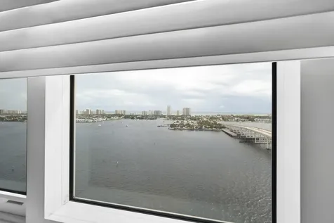 2640 Lake Shore Drive Riviera Beach FL 33404