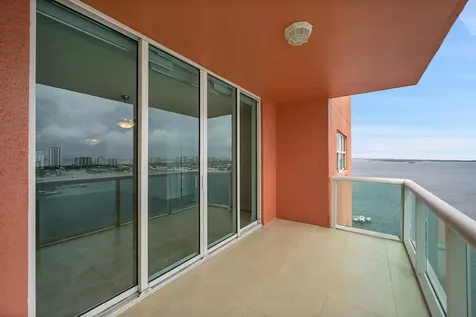 2640 Lake Shore Drive Riviera Beach FL 33404
