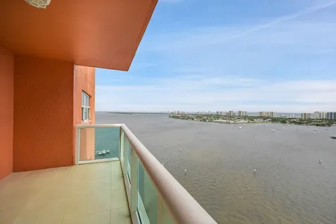 2640 Lake Shore Drive Riviera Beach FL 33404