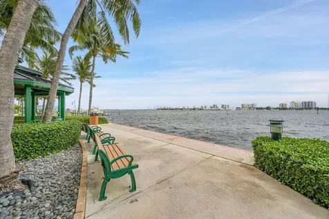 2640 Lake Shore Drive Riviera Beach FL 33404