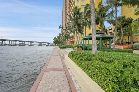 2640 Lake Shore Drive Riviera Beach FL 33404