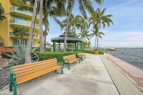 2640 Lake Shore Drive Riviera Beach FL 33404