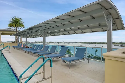 2640 Lake Shore Drive Riviera Beach FL 33404