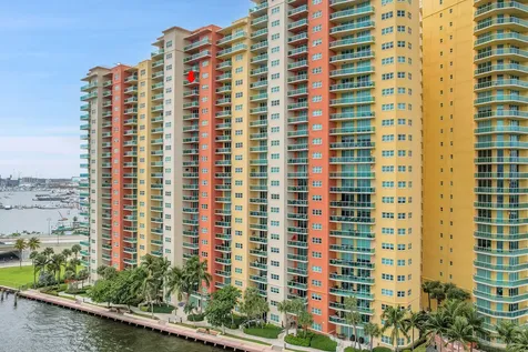 2640 Lake Shore Drive Riviera Beach FL 33404