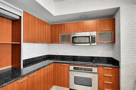 2640 Lake Shore Drive Riviera Beach FL 33404