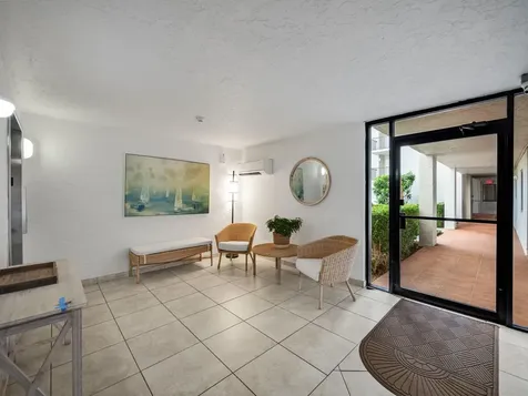 3525 S Ocean 107 Boulevard South Palm Beach FL 33480