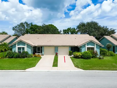 4166 Gator Trace Villas Circle Fort Pierce FL 34982