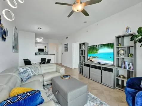 625 Casa Loma Boulevard Boynton Beach FL 33435