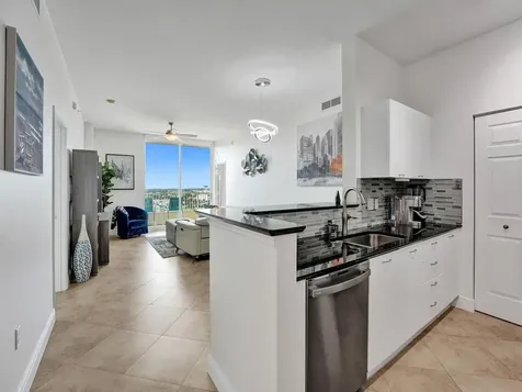 625 Casa Loma Boulevard Boynton Beach FL 33435