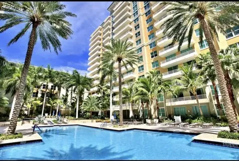 625 Casa Loma Boulevard Boynton Beach FL 33435