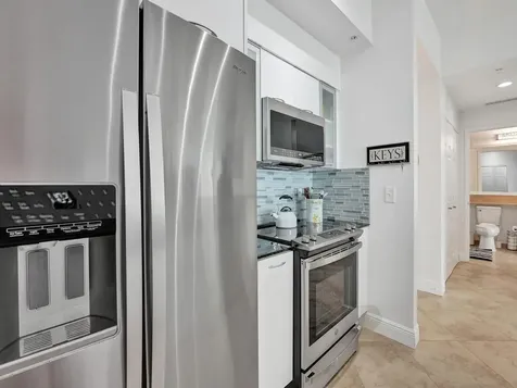 625 Casa Loma Boulevard Boynton Beach FL 33435