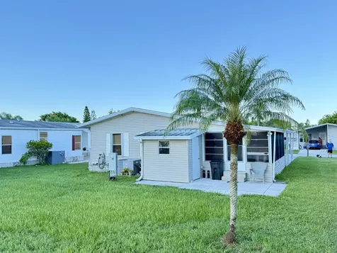 6563 Yedra Avenue Fort Pierce FL 34951