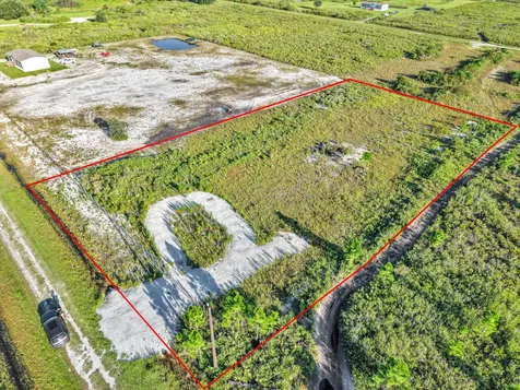 22184 NW 278th Street Okeechobee FL 34972