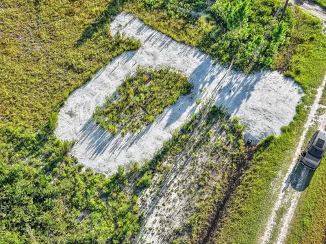 22184 NW 278th Street Okeechobee FL 34972