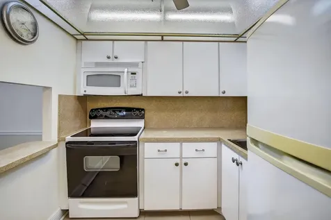 2951 Sunrise Lakes Drive Sunrise FL 33322