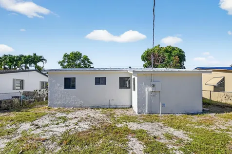 534 W Martin Luther King Jr Boulevard Boynton Beach FL 33435