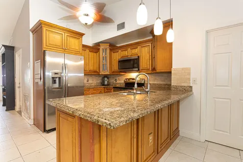 5018 E Canal Circle Lake Worth FL 33467