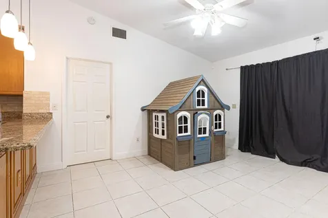 5018 E Canal Circle Lake Worth FL 33467