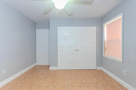 5018 E Canal Circle Lake Worth FL 33467