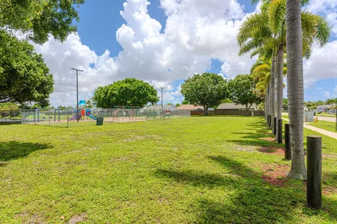 5018 E Canal Circle Lake Worth FL 33467