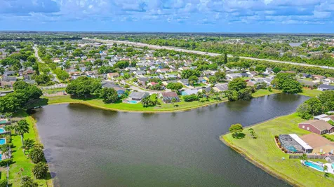 5018 E Canal Circle Lake Worth FL 33467