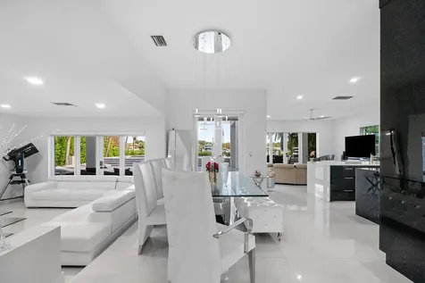 5447 Center Street Jupiter FL 33458
