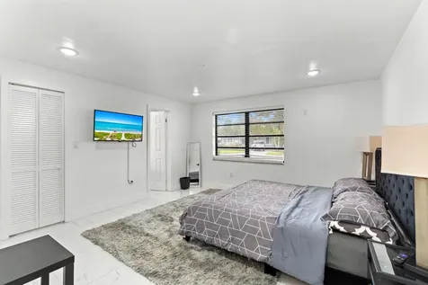 12805 Nw 6th Avenue North Miami FL 33168