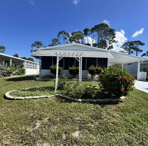 19 La Puerta Del Norte Fort Pierce FL 34951