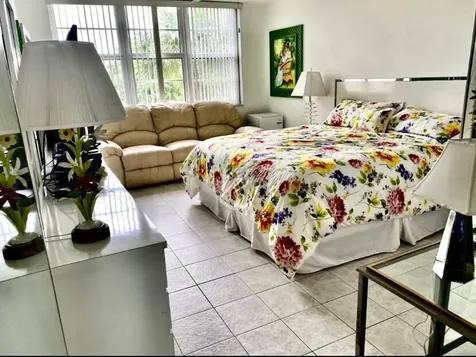 4020 W Palm Aire Drive Pompano Beach FL 33069