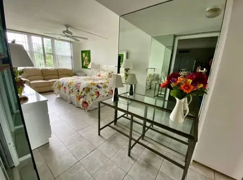 4020 W Palm Aire Drive Pompano Beach FL 33069