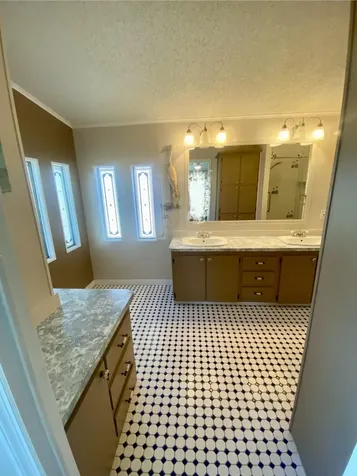 469 Hemingway Terrace Fort Pierce FL 34982
