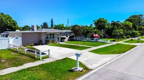 533 Cherry Road West Palm Beach FL 33409