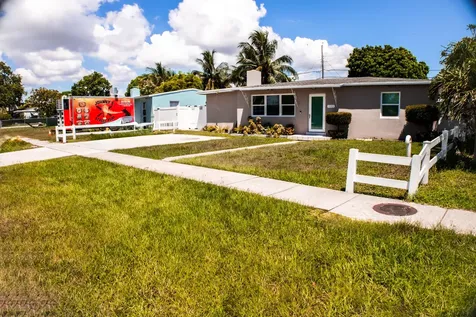 533 Cherry Road West Palm Beach FL 33409