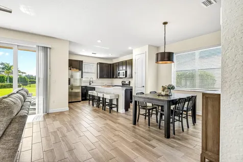 5986 Sequoia Circle Vero Beach FL 32967