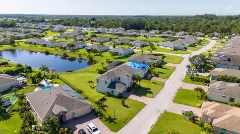 5986 Sequoia Circle Vero Beach FL 32967