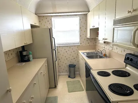 135 South Boulevard Boynton Beach FL 33435