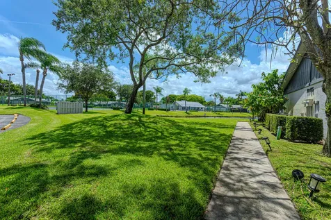 1038 Summit Trail Circle West Palm Beach FL 33415