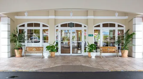 2555 9th Street Naples FL 34103