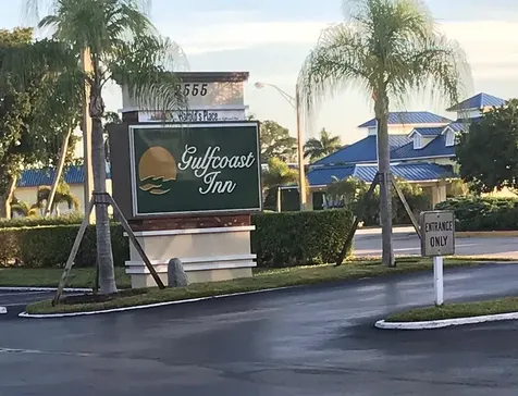 2555 9th Street Naples FL 34103
