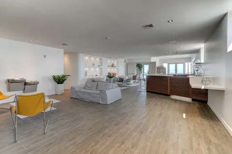 2602 E Hallandale Beach Boulevard Hallandale Beach FL 33009