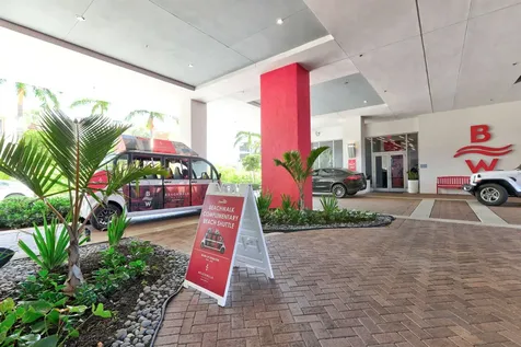 2602 E Hallandale Beach Boulevard Hallandale Beach FL 33009